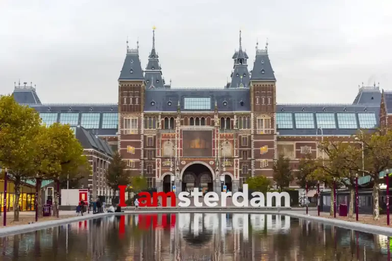 السياحة في أمستردام.. أفضل 28 مكان جذب سياحي