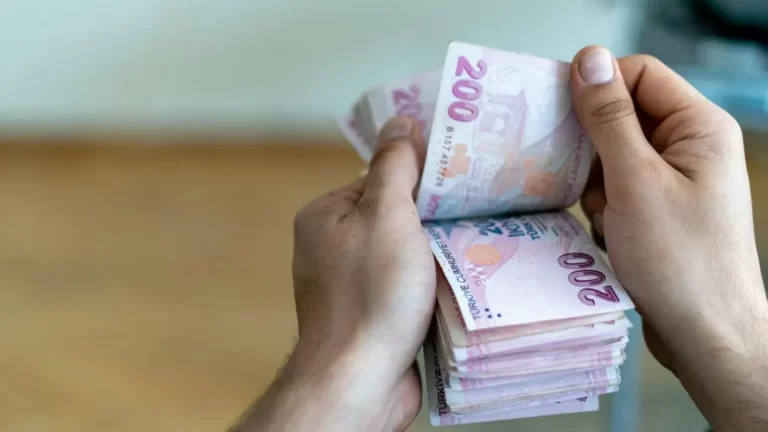 توقعات زيادة الحد الأدنى للأجور في تركيا لعام 2024 لهذا الرقم